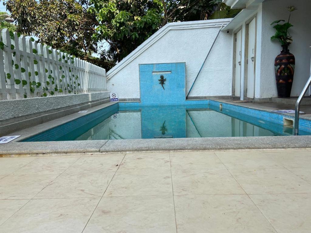Beach Paradise Miramar Goa Panaji Extérieur photo
